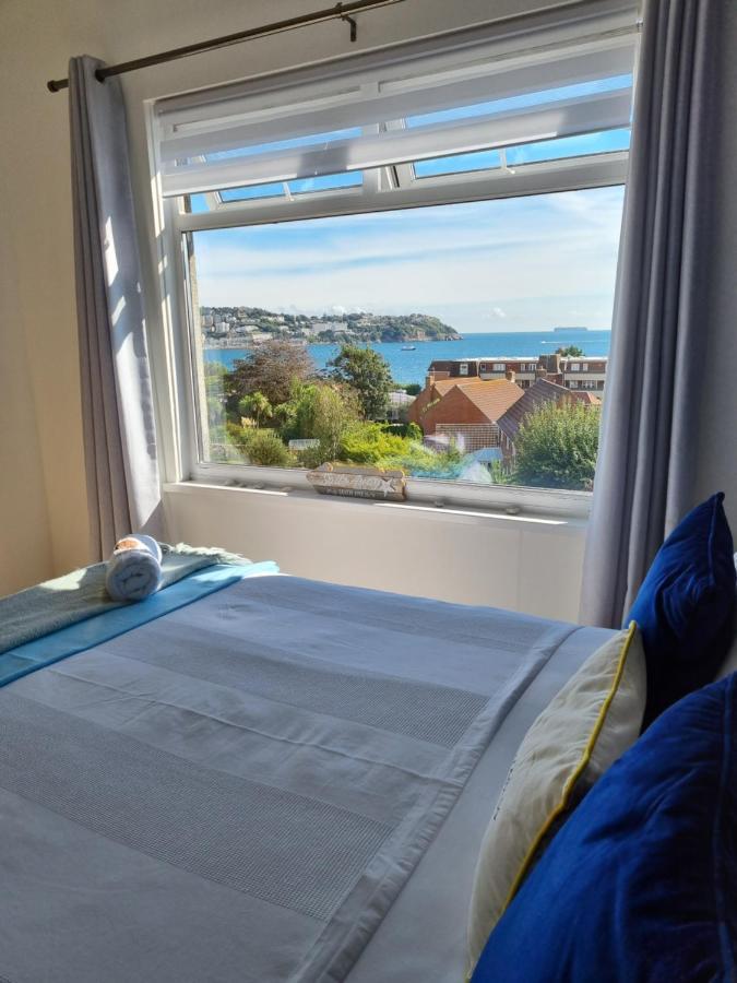 Апартаменты Bed& Boujee With Sea Views Торки Экстерьер фото