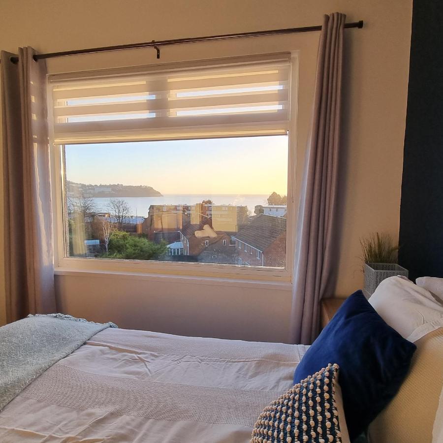 Апартаменты Bed& Boujee With Sea Views Торки Экстерьер фото